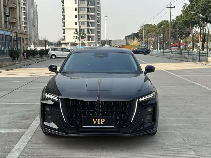 Hongqi H5 2025 2025款 2.0T 自动玄影版