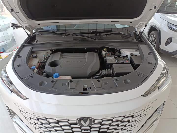 Changan UNI-K 2024 2024款 2.0T 两驱全球行版