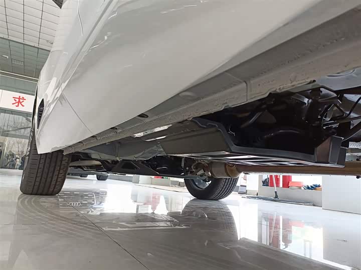 Changan UNI-K 2024 2024款 2.0T 两驱全球行版