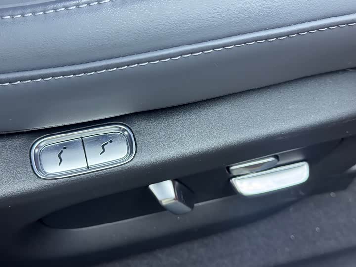 Xiaomi YU7 2025 2025款 超长续航高性能四驱Max版