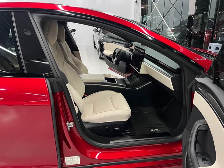 Tesla Model S 2023 2023款 三电机全轮驱动 Plaid版