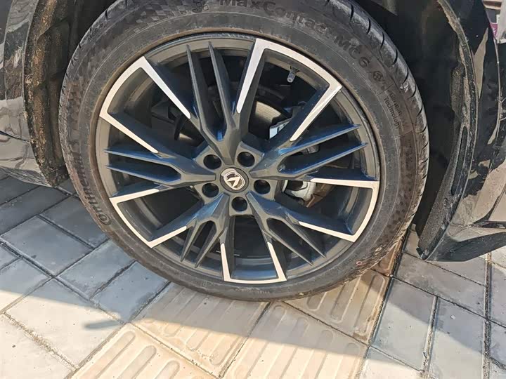 Changan UNI-T 2023 2023款 第二代 1.5T 尊贵型