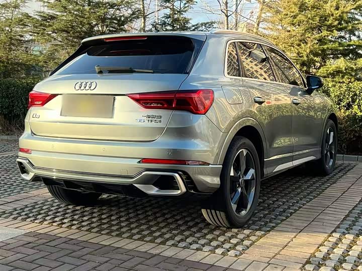 Audi Q3 2024 2024款 35 TFSI 时尚动感型