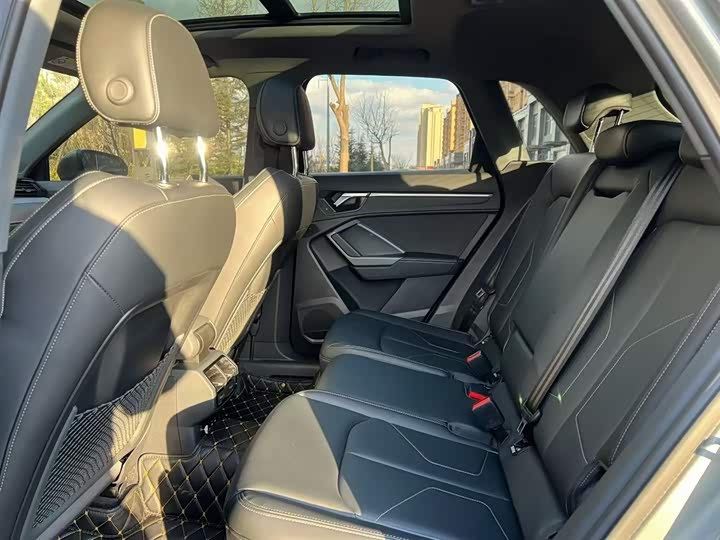 Audi Q3 2024 2024款 35 TFSI 时尚动感型