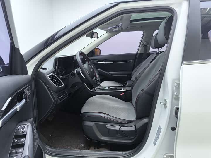 Kia KX3 2021 2021款 1.5L CVT潮流版