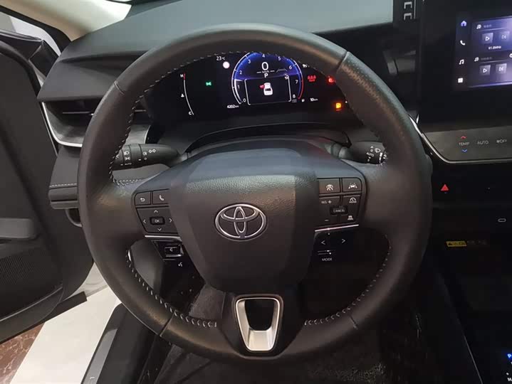 Toyota Camry 2024 2024款 2.0GVP 豪华版