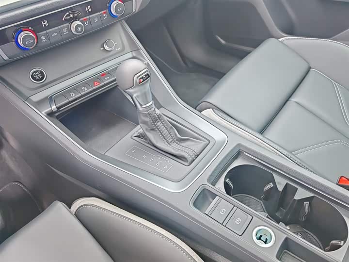 Audi Q3 2024 2024款 35 TFSI 时尚动感型