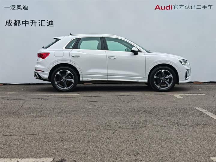 Audi Q3 2024 2024款 35 TFSI 时尚动感型