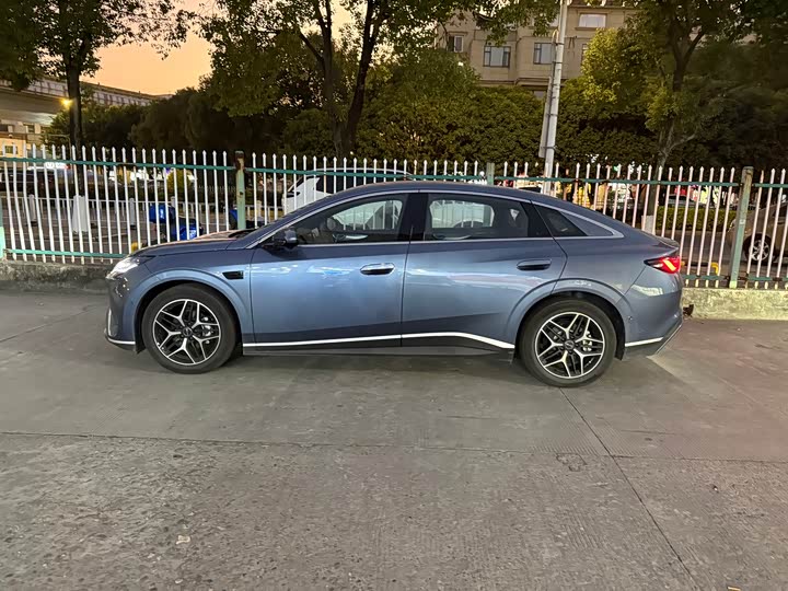 2025 BYD Seal 06 Hybrid/EV