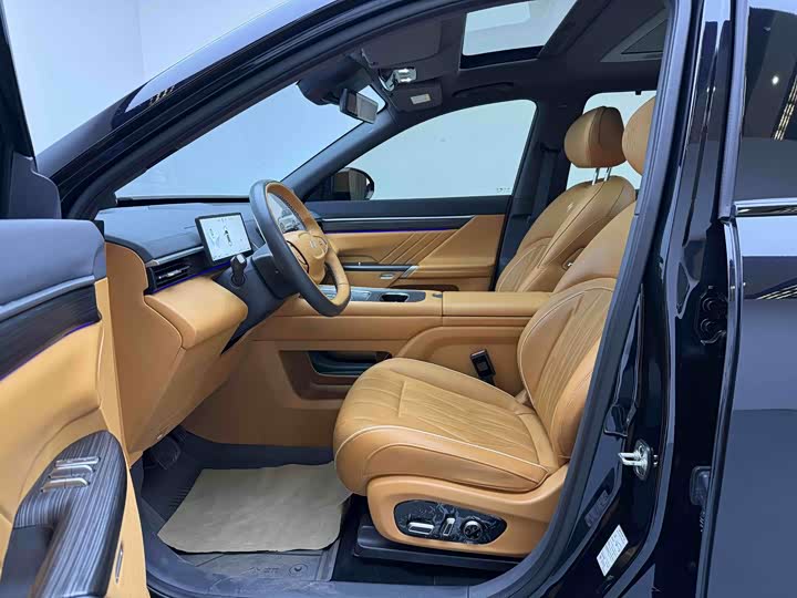 Dongfeng Yipai eπ 008 2025 2025款 210Ultra增程版 5座