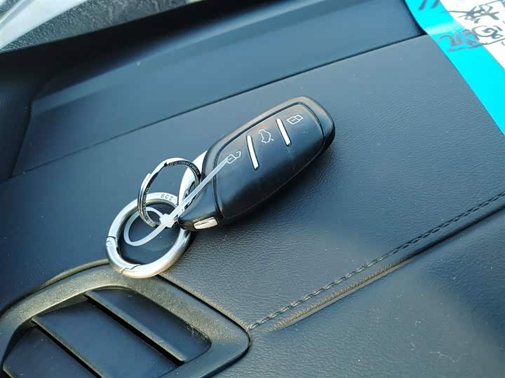 Roewe RX5 2023 2023款 1.5T 优越版