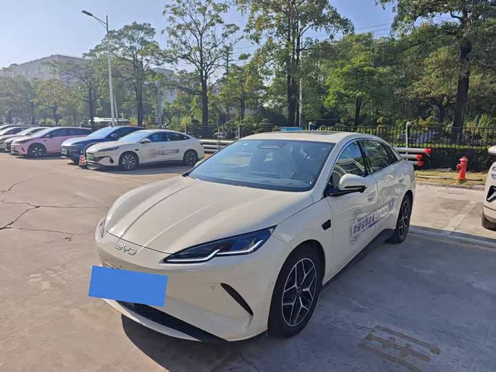 2025 BYD Seal 06 Hybrid/EV