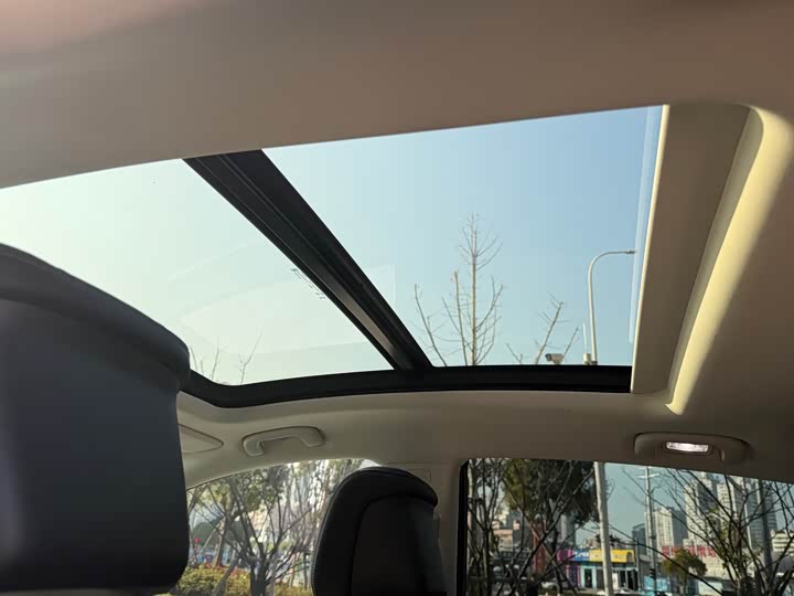 Buick LaCrosse 2025 2025款 28T 白金版