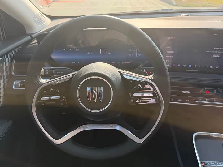 Buick LaCrosse 2025 2025款 28T 白金版