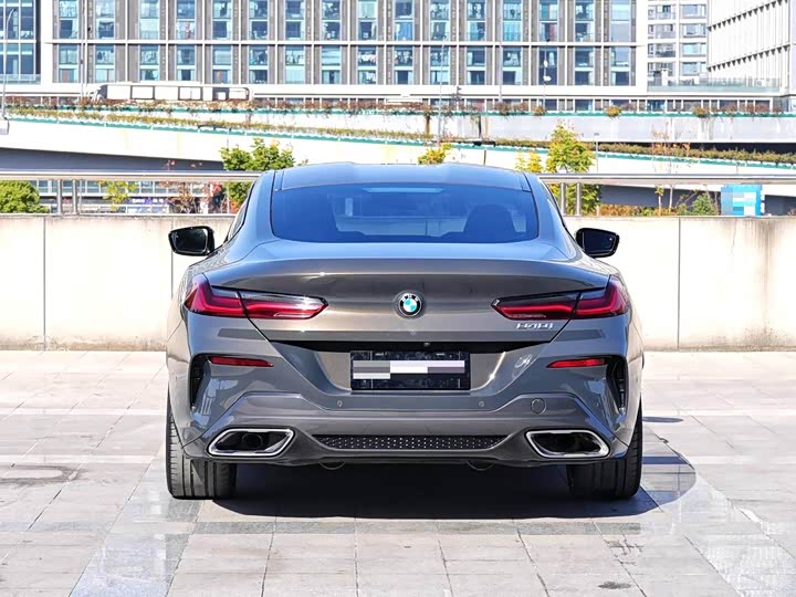 BMW 8 Series 2022 2022款 840i 双门轿跑车 M运动套装