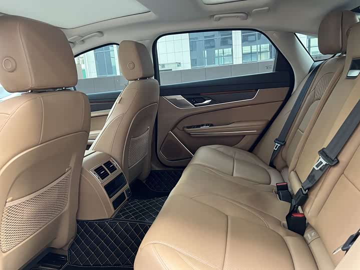 Jaguar XF L 2024 2024款 2.0T P250 两驱尊享豪华版