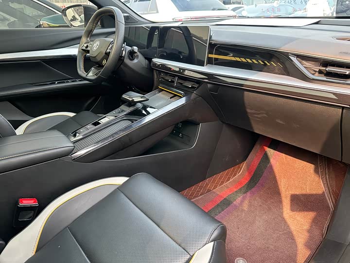 MG Motor 5 Scorpio 2022 2022款 1.5T 豪华版