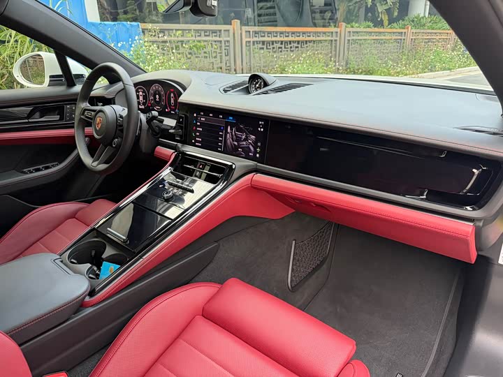 2024 Porsche Panamera