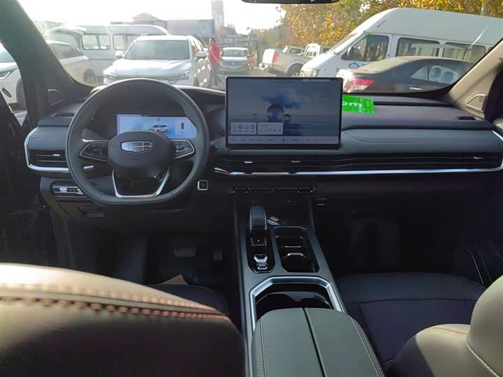 Geely Okavango L 2024 2024款 2.0T DCT尊贵型