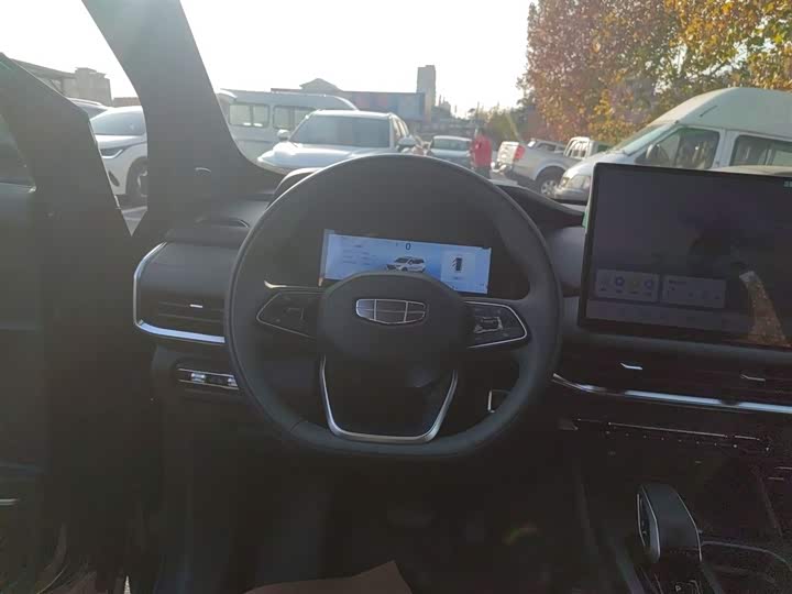 Geely Okavango L 2024 2024款 2.0T DCT尊贵型