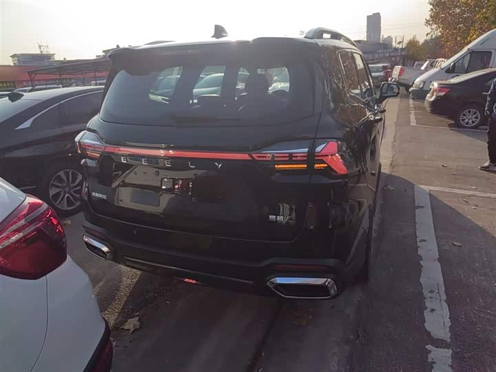 Geely Okavango L 2024 2024款 2.0T DCT尊贵型