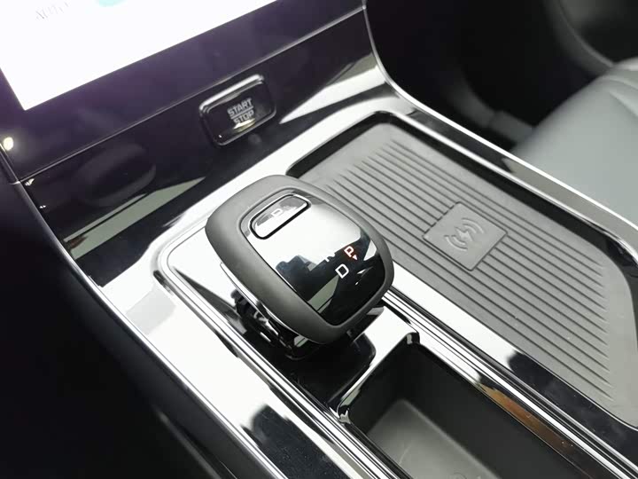 Bestune T90 2025 2025款 龙耀版 1.5T 欢享型