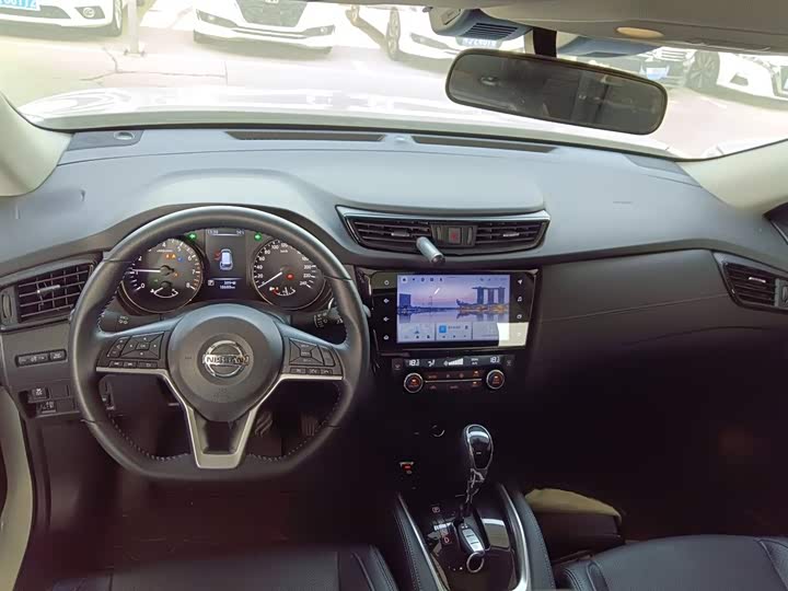Nissan X-Trail 2023 2023款 经典 2.0L 两驱智联舒享版