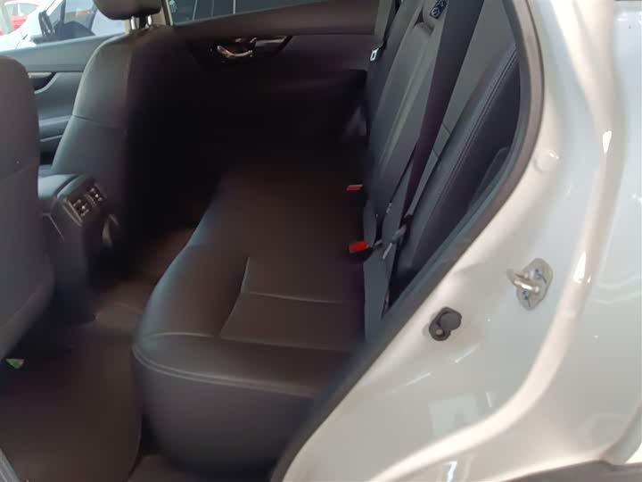 Nissan X-Trail 2023 2023款 经典 2.0L 两驱智联舒享版