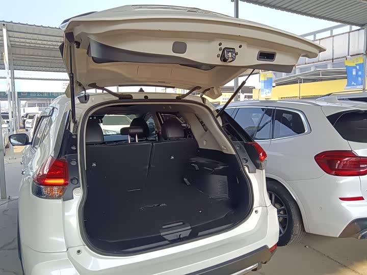 Nissan X-Trail 2023 2023款 经典 2.0L 两驱智联舒享版