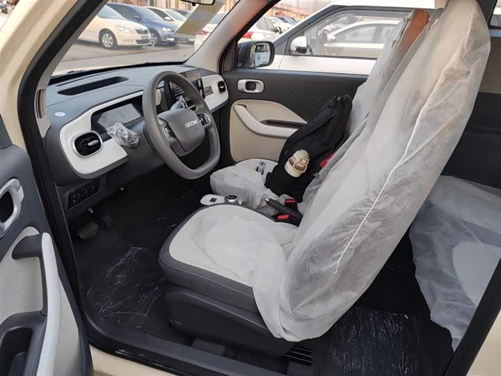 Geely Galaxy Panda Mini 2025 2025款 熊猫mini 210km 元气熊