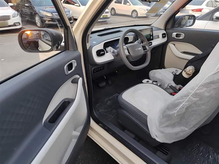 Geely Galaxy Panda Mini 2025 2025款 熊猫mini 210km 元气熊