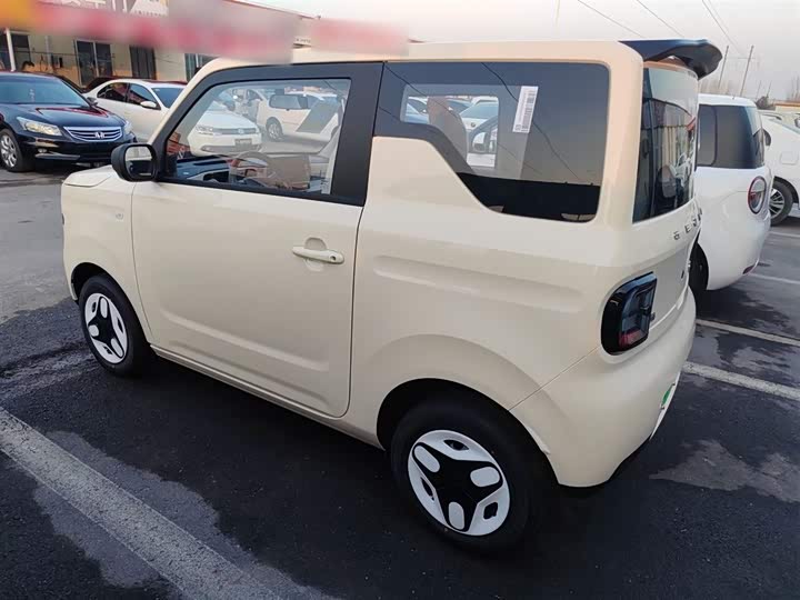 Geely Galaxy Panda Mini 2025 2025款 熊猫mini 210km 元气熊