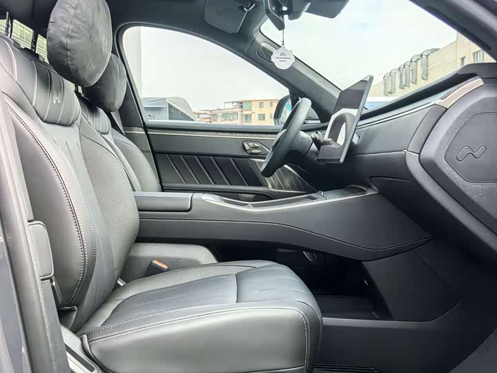 Nio Onvo L90 2025 2025款 Ultra 六座版