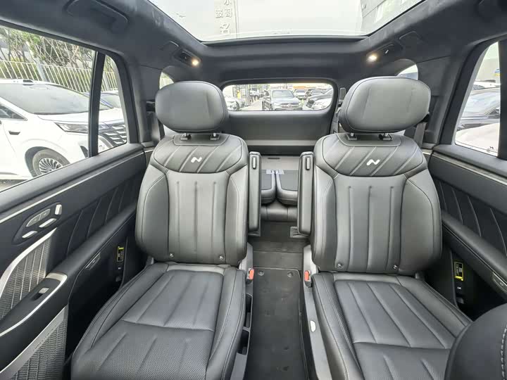 Nio Onvo L90 2025 2025款 Ultra 六座版