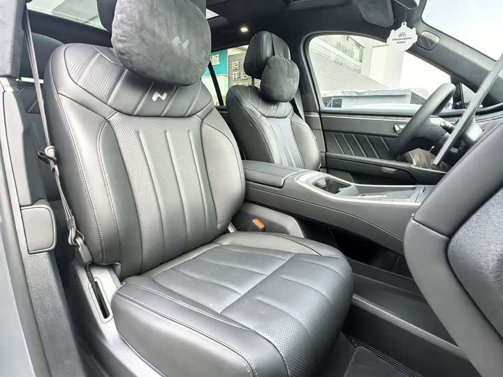 Nio Onvo L90 2025 2025款 Ultra 六座版