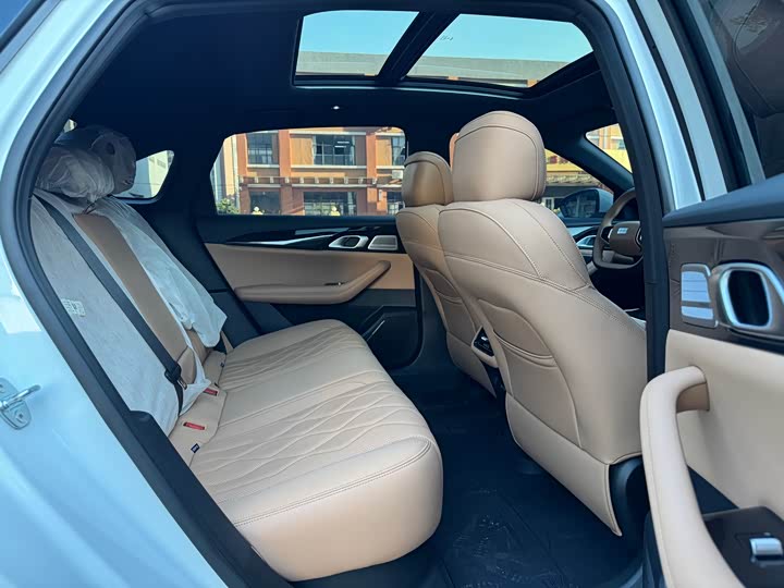 Geely Galaxy A7 2025 2025款 EM-i 150km 探索+版