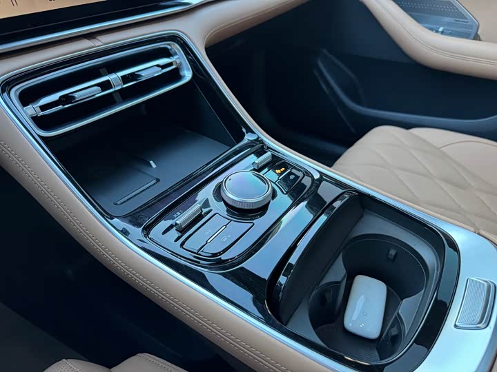 Geely Galaxy A7 2025 2025款 EM-i 150km 探索+版