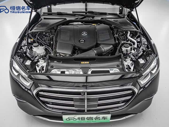 Mercedes-Benz E-Class Hybrid 2024 2024款 E 350 e L 插电式混合动力轿车