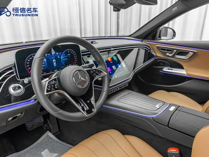 Mercedes-Benz E-Class Hybrid 2024 2024款 E 350 e L 插电式混合动力轿车
