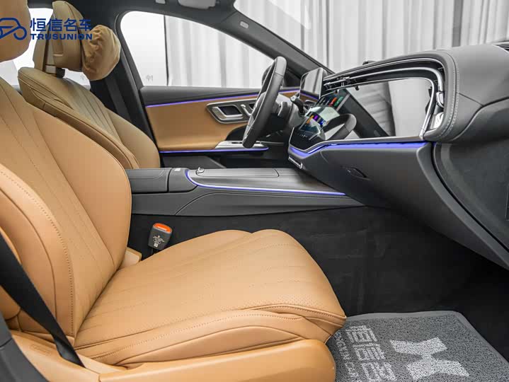 Mercedes-Benz E-Class Hybrid 2024 2024款 E 350 e L 插电式混合动力轿车