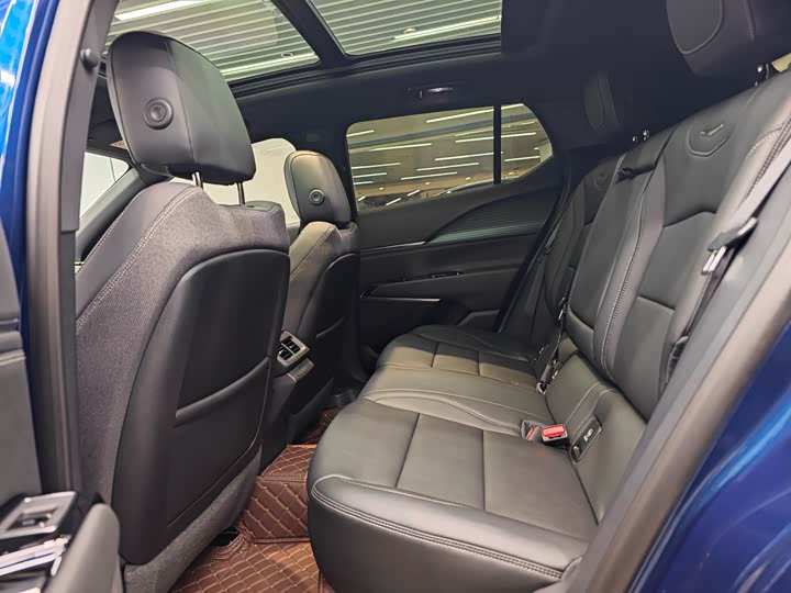 Cadillac GT4 2023 2023款 25T 风尚型