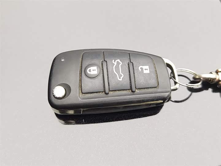 JAC Refine M4 2021 2021款 2.0L 手动舒适版