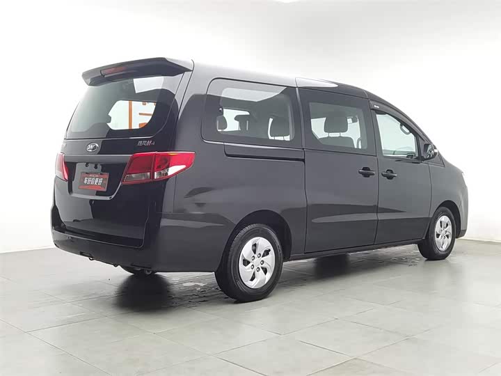 JAC Refine M4 2021 2021款 2.0L 手动舒适版