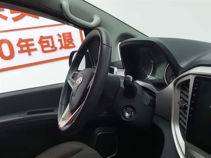 JAC Refine M4 2021 2021款 2.0L 手动舒适版