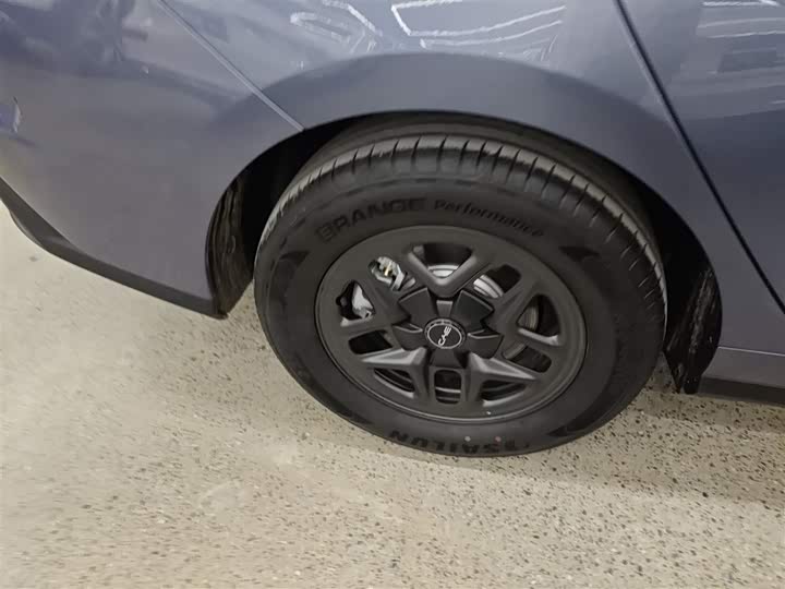 BYD Seal 05 DM-i Hybrid 2025 2025款 DM-i 智驾版 55KM豪华型