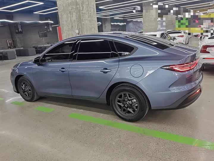 BYD Seal 05 DM-i Hybrid 2025 2025款 DM-i 智驾版 55KM豪华型