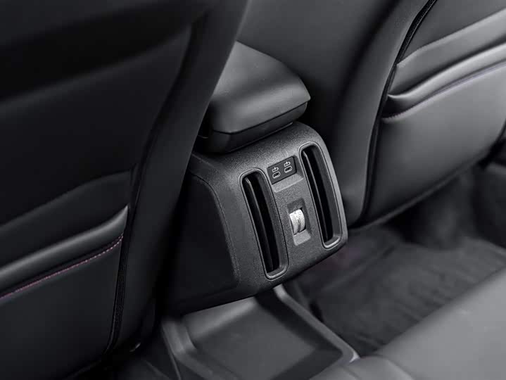 Mini Countryman JCW 2024 2024款 2.0T JOHN COOPER WORKS