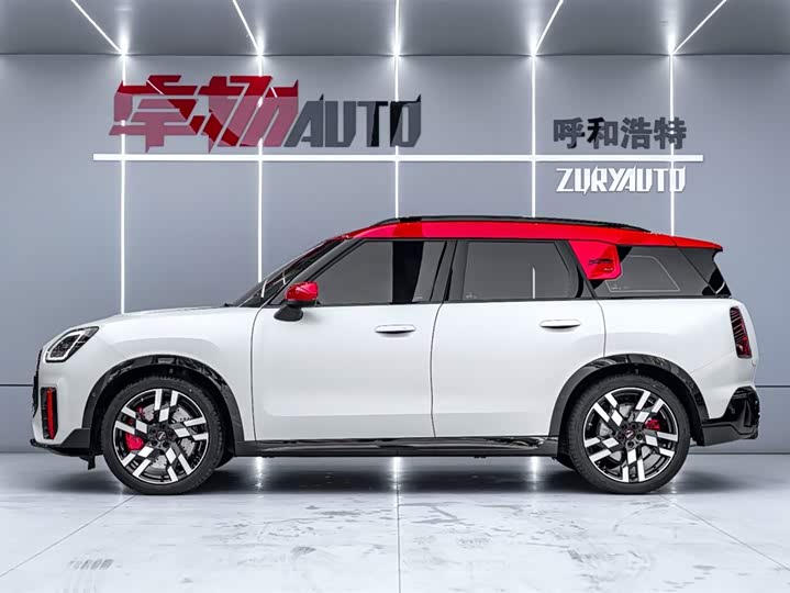 2024 Mini Countryman JCW