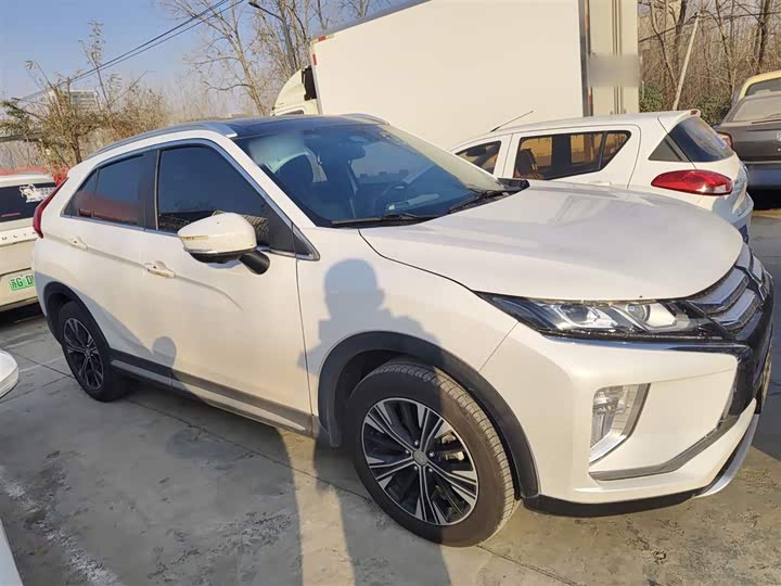 Mitsubishi Eclipse Cross 2021 2021款 1.5T CVT两驱信念版