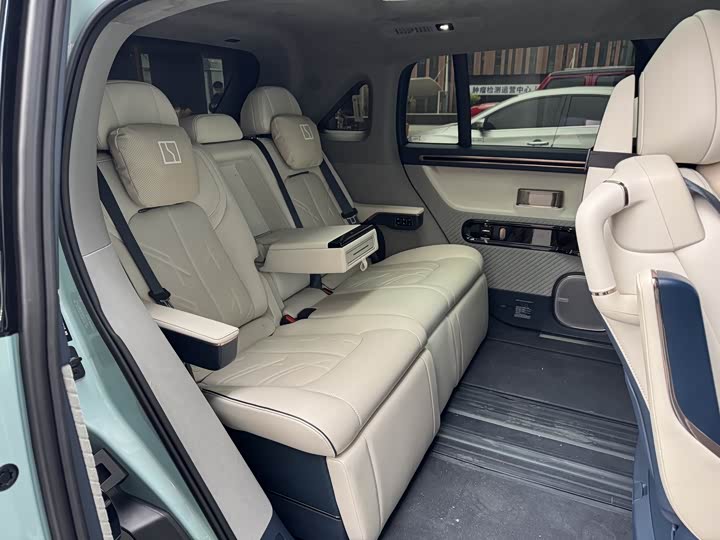 Zeekr Mix 2025 2025款 智驾版